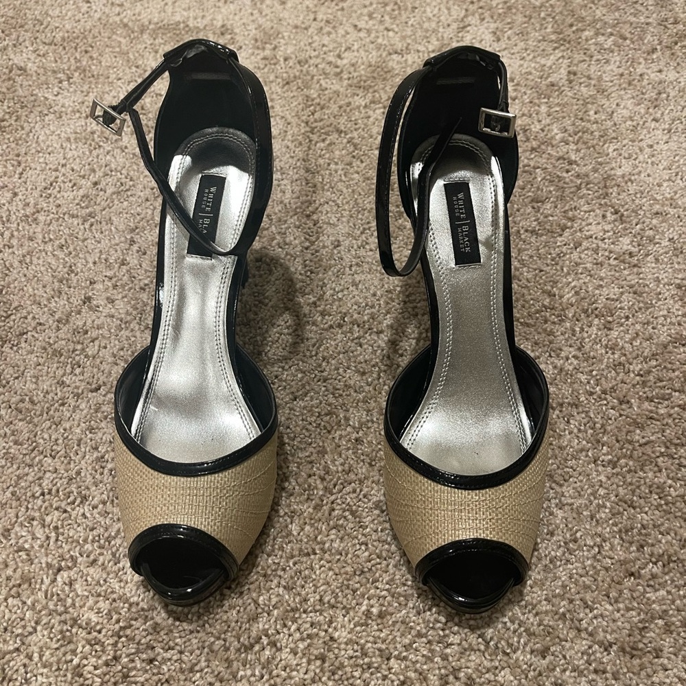Get ready for summer in these pristine platform peep toe strappy heels! WHBM